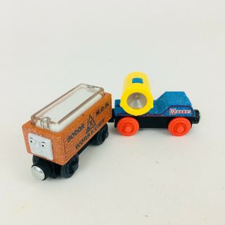 Thomas And Friends Sat Troublesome Truck And Searchlight Car