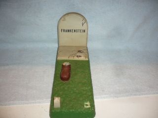 1961 Aurora Frankenstein Grave Parts