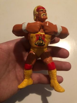 Wwe Wwf Hasbro Series 2 Hulk Hogan W/ Hulkster Hug Action Figure 1991 Blue Card