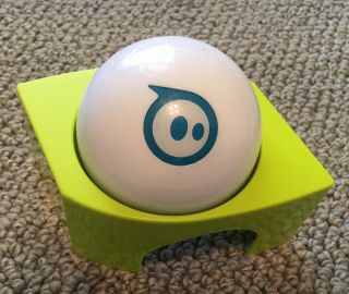 Sphero 2.  0 Robot Smart Toy Game System Complete Set With Charger Ramps 5
