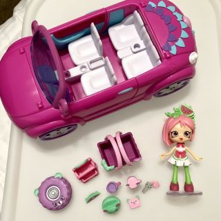 Shopkins Happy Places Berry Fun Convertible Car Playset With Pippa Melon Doll