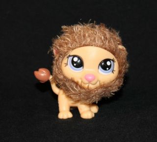 Littlest Pet Shop Yellow & Brown Fuzzy Lion 2574 Purple Eyes Hair Furry (l01)