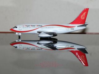 Royal Khmer Airlines B737 - 200adv Custom - Made Model (aeroclassics 1:400)