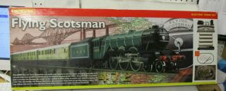 Hornby R1039 Flying Scotsman Complete Train Set Oo Scale