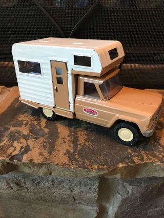 Vintage 1960’s Tonka Jeep Pick Up With Camper,  Tan And White 