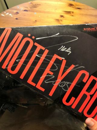 Nib Mcfarlane Toys Motley Crue Shout At The Devil Deluxe Box Set.  Autographed.