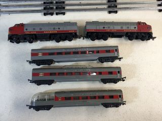 Triang Ho Transcontinental Diesels And 3x Coaches