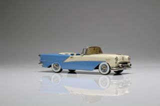 1/43 Conquest 1 1954 Oldsmobile Starfire 98 Convertible Polar White/Capri Blue 6