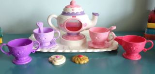 Fisher Price Fun Food Magical Tea Pot Set for two 2 cookies tray Cups 2009 2