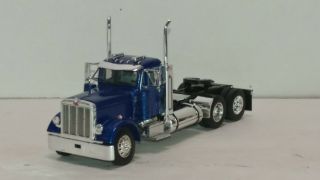 1/64 Dcp Blue Peterbilt 379 Daycab Tractor No Box