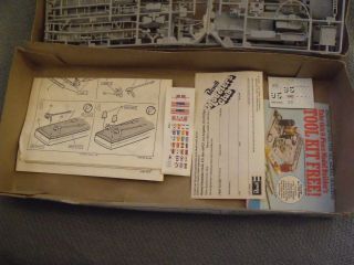Revell 1/131 scale USS Defiance 