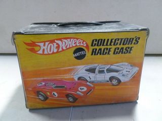 1969 Hot Wheels Collector ' s Race Case Holds 48 Cars 3