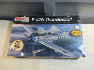 Pro Modeler 1:48 P - 47n Thunderbolt Model Kit 85 - 5929 Monogram