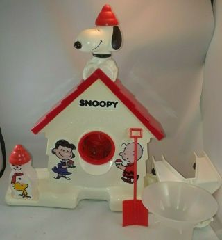 Snoopy Sno - Cone Machine Snow Cone Maker Cra - Z - Art Peanuts 18256 (a1)