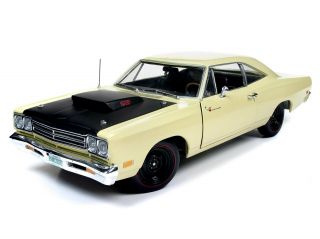 Boxdented 1969/5 Plymouth Road Runner Coupe Yellow 1/18 Autoworld Amm1180
