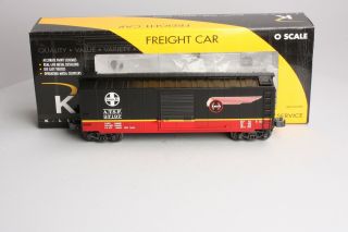 K - Line K761 - 1051 Santa Fe Black Boxcar No.  97197 Ex/box