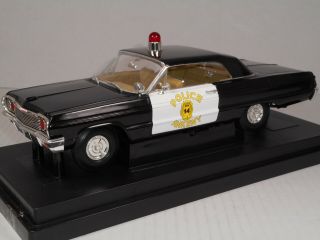 Ertl 32817 American Muscle Ankeny,  Ia Police Dept 1964 Chevrolet Impala 1/18