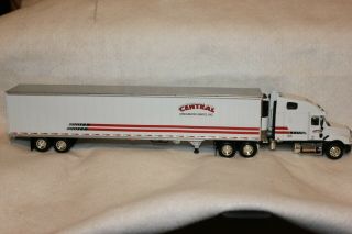 Dcp 1/64 Freightliner Central Refrigerated Serivce Inc W/reefer Trailer