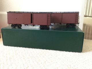 Bachmann 2 On30 Undecorated Wood Boxcars - Spectrum