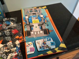 LEGO Boost Creative Toolbox 17101 Fun Robot Building Set Educational Coding Kit 5