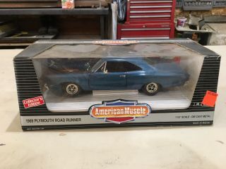 1/18 Diecast Plymouth Road Runner