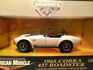 1/18 Scale 1965 Ford Shelby Cobra 427 Roadster - Bright White Ext/black Int