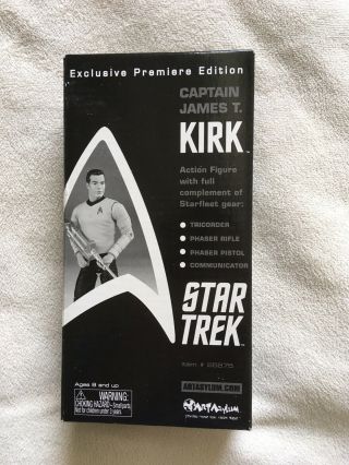 2003 Captain James Kirk Star Trek Exclusive Action Figure Premier Edition Sdcc
