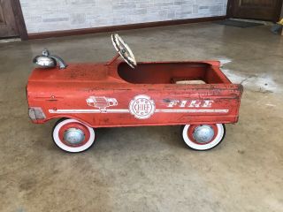 Murray Vintage Fire Chief Pedal Car
