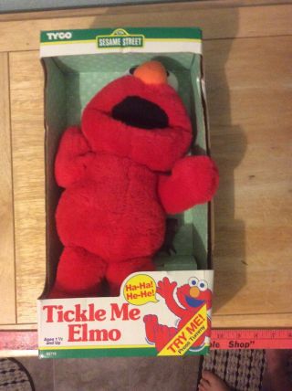 Tickle Me Elmo Sesame Street 1996 Edition Tyco Model Vintage 2