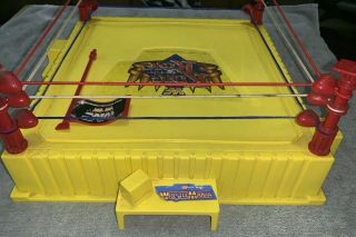 WWF Hasbro King of the Ring Wrestling Yellow Ring (complete w/ Flag & Decals) 4