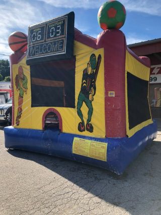 Commercial Inflatable Sports Arena Bounce House 2