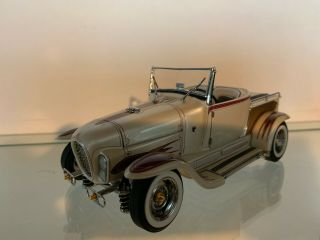Danbury 1929 Ford Model A - Custom " Ala Kart " By George Barris 1:24 Scale