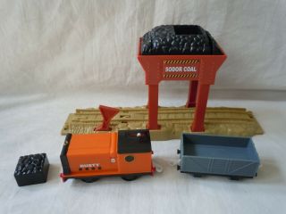 Thomas & Friends Trackmaster Rattle Shake Coal Hopper With Motorized Rusty