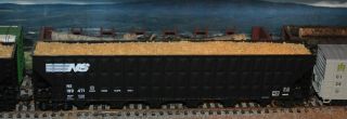 Ho Walthers Norfolk Southern 7,  000 Cf Wood Chip Hopper 199471 With Load 4 Of 4