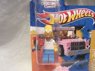 Hot Wheels CUSTOM THE SIMPSONS FAMILY CAR w/Homer Lego Figurine Limited 1/25 3