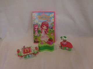 Strawberry Shortcake Berry Bitty Market Cash Register,  Dvd,  Table Chairs,  Acc