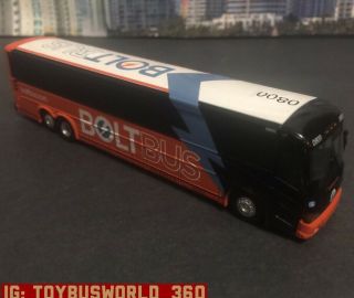 1:87 Ho Bolt Bus Mci D4505 Iconic Replicas Diecast Bus