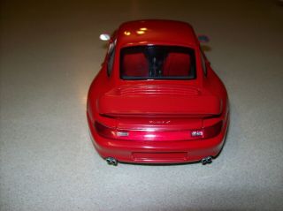 UT Models 1/18 Scale Porsche 911 Turbo S Red 4