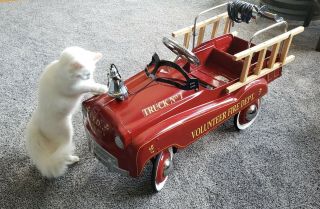 Vintage Gearbox Fire Truck (volunteer Fire Dept) Pedal Car W/ Ladders And Hose