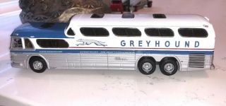 Vintage Corgi 1:50 Scale 9 1/2 " Greyhound Scenicruiser Bus Philadelphia Bound