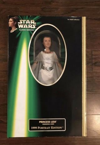 Hasbro Star Wars Princess Leia Ceremonial Gown 1999 Portrait Edition Doll Figure