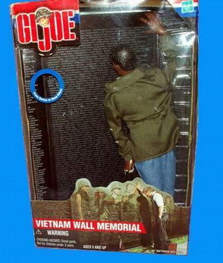 Gi Joe Lighted Vietnam Wall Memorial 12 " Action Figure (african - American) (2000)