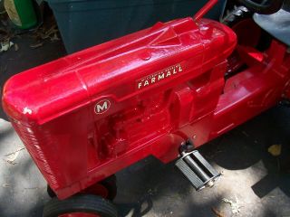 McCormick Deering Farmall Pedal Tractor 4