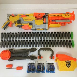 Nerf Vulcan,  Batteries,  2 Belts,  Accessories - Full - Automatic Machine Dart Gun