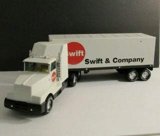 Rare Nylint Swift & Company Pressed Steel 25 " 18 Wheeler Semi Truck & Trailer