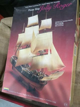 Lindberg 1:130 16 " Long Pirate Ship Jolly Roger Plastic Model Kit 70874u