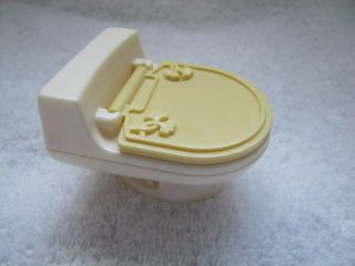 Fisher Price Loving Family Dollhouse Bathroom Toilet W/ Yellow Lid Opens