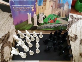 1962 Peter Ganine Sculptured Conqueror Chess Set Complete