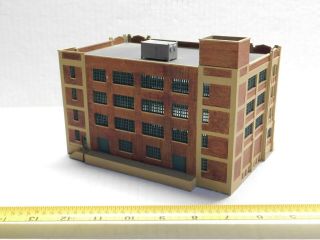 N Scale - Large Industrial Building Structure For Model Train Layout
