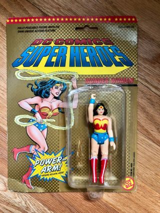 Vintage 1989 Toy Biz Dc Heroes Wonderwoman Action Figure Moc Power Arm